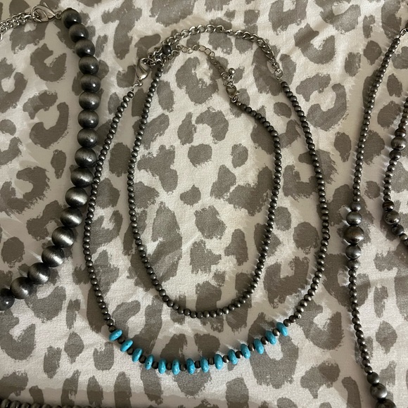 Faux Navajo pearls - Picture 4 of 4